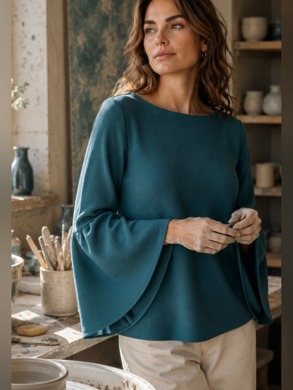 Ann Taylor Teal Textured Blouse Small  Bell-Sleeve Boho Scoop-Neck Blue/Green